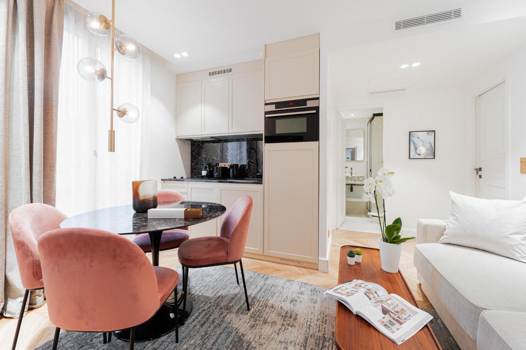 Quartier Libre - Saint Georges 4* Paris